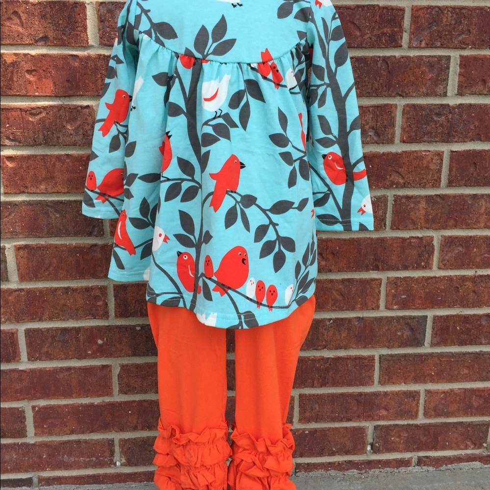 Sky blue ruffle bird set